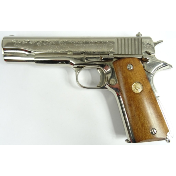 Pistolet Colt 1911 World War II Commemorative European-African Middle Eastern Theater kal. 45ACP